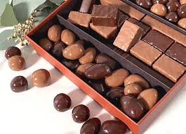 প্রিমিয়াম চকলেট ও ক্যান্ডি 🍫🍬